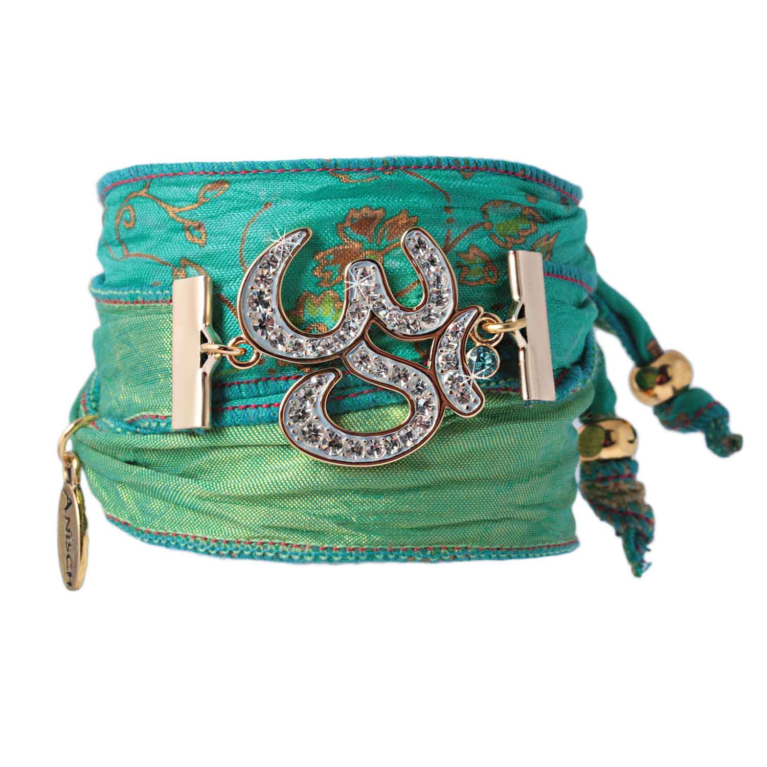 Lime Green - Radiant Om Talismanarmband aus indischen Saris