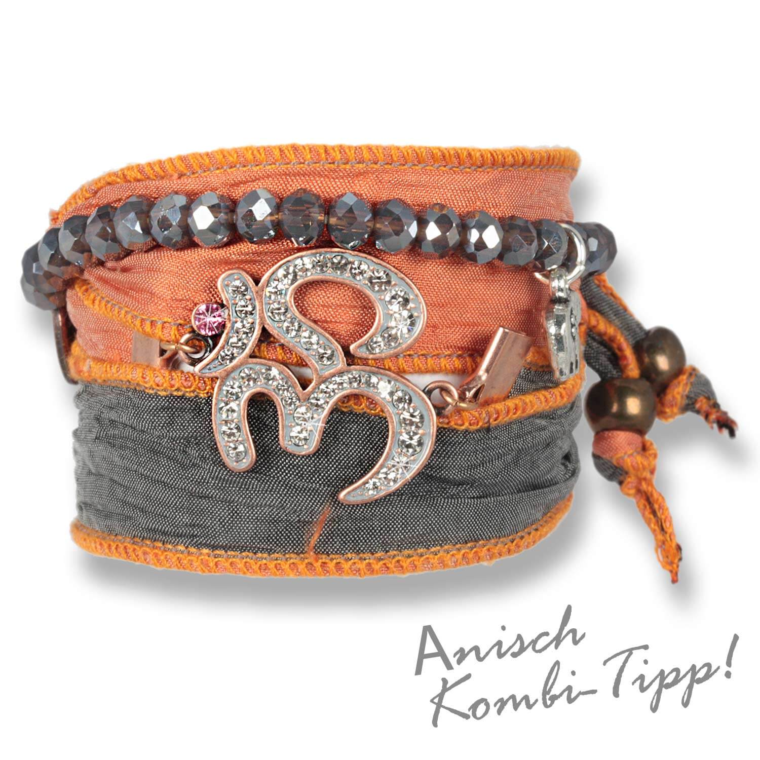 Dusta Terra - Radiant Om Talismanarmband aus indischen Saris