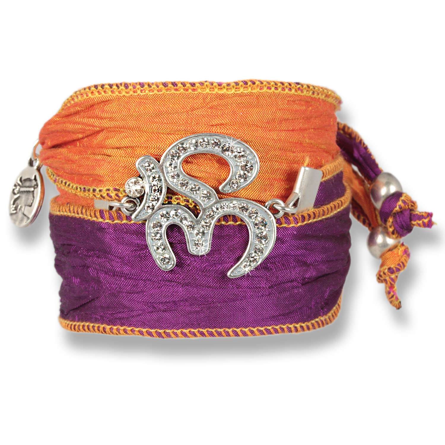 Violet Purple - Silent Om Armband aus indischen Saris